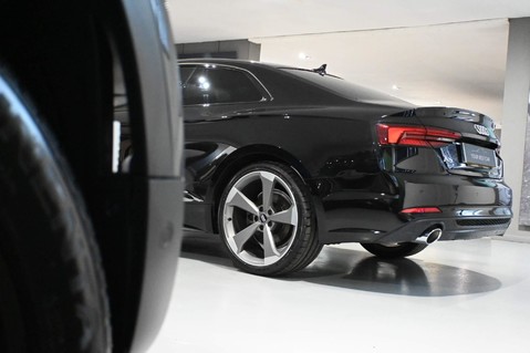 Audi A5 TFSI BLACK EDITION MHEV 2