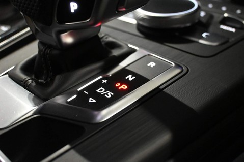 Audi A5 TFSI BLACK EDITION MHEV 37
