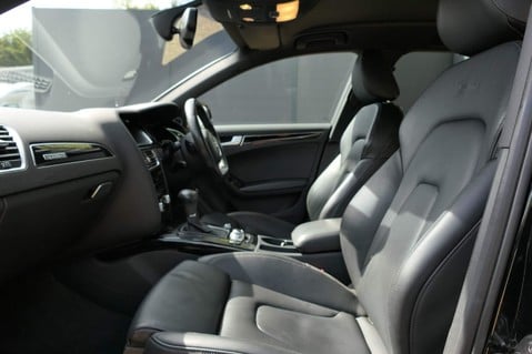 Audi A4 AVANT TFSI QUATTRO BLACK EDITION 27