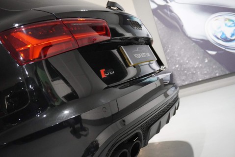 Audi S6 4.0 TFSI V8 Black Edition 19