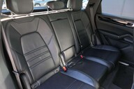 Porsche Cayenne V6 TIPTRONIC 23