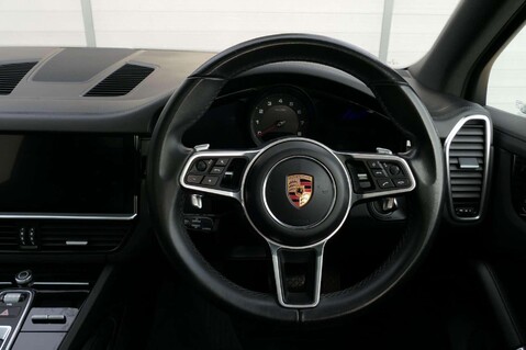 Porsche Cayenne V6 TIPTRONIC 34