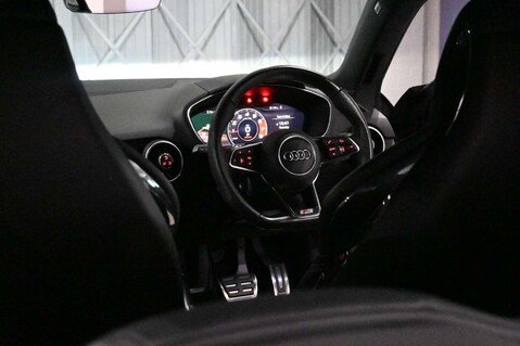 Audi TT TFSI BLACK EDITION 32