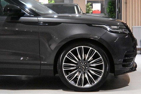 Land Rover Range Rover Velar R-DYNAMIC HSE 16