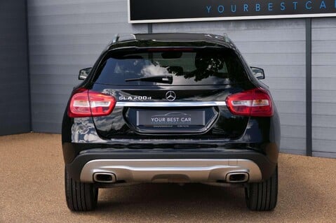 Mercedes-Benz GLA GLA 200 D SPORT 10