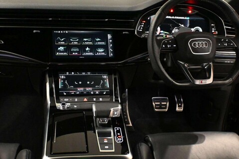 Audi Q7 TFSI QUATTRO S LINE BLACK EDITION MHEV 18