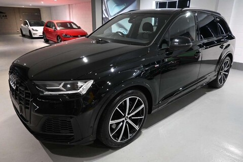 Audi Q7 TFSI QUATTRO S LINE BLACK EDITION MHEV 61