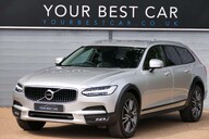 Volvo V90 D4 CROSS COUNTRY AWD 2