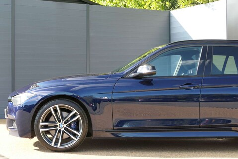 BMW 3 Series 2.0 320i M Sport Shadow Edition 5dr 4