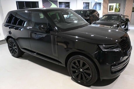 Land Rover Range Rover 3.0 Range Rover SE D MHEV Auto 4WD 5dr