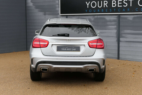 Mercedes-Benz GLA 2.0 GLA 250 4Matic AMG Line Premium Auto 4WD 5dr 9