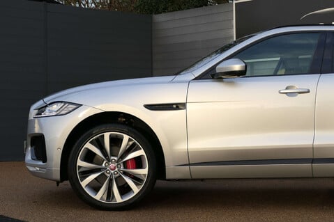 Jaguar F-Pace 3.0 F-PACE V6 S AWD D Auto 4WD 5dr 6