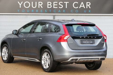 Volvo V60 2.0 V60 Cross Country SE Nav D3 Auto 5dr 8