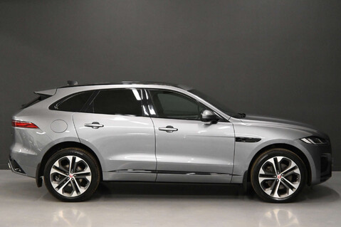 Jaguar F-Pace 3.0 F-PACE R-Dynamic SE D MHEV AWD Auto 4WD 5dr 15