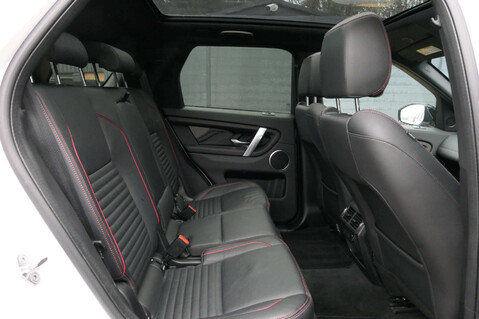 Land Rover Discovery Sport 2.0 Discovery Sport R-Dynamic S+ MHEV Auto 4WD 5dr 44