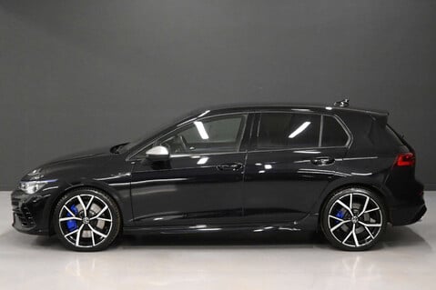 Volkswagen Golf 2.0 Golf R TSi 4Motion Semi-Auto 4WD 5dr 26