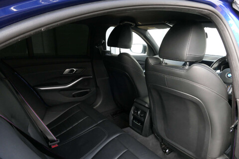 BMW 3 Series 3.0 M340D xDrive MHEV Auto 4WD 4dr 27