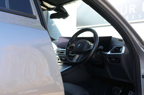 BMW 3 Series 2.0 330e 12kWh M Sport Touring 5dr Petrol Plug-in Hybrid Auto Euro 6 (s/s) 22