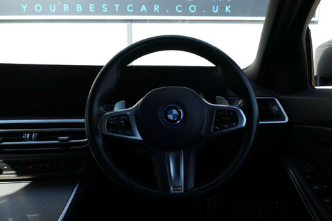 BMW 3 Series 2.0 330e 12kWh M Sport Touring 5dr Petrol Plug-in Hybrid Auto Euro 6 (s/s) 23