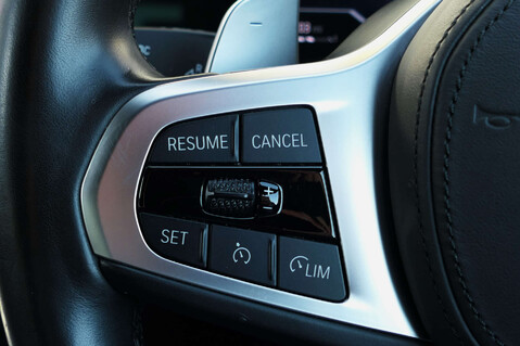 BMW 3 Series 2.0 330e 12kWh M Sport Touring 5dr Petrol Plug-in Hybrid Auto Euro 6 (s/s) 29