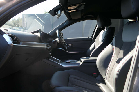 BMW 3 Series 2.0 330e 12kWh M Sport Touring 5dr Petrol Plug-in Hybrid Auto Euro 6 (s/s) 38