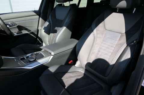 BMW 3 Series M SPORT AUTO 5