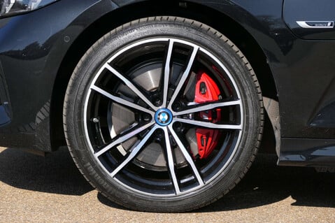 BMW 3 Series M SPORT AUTO 8