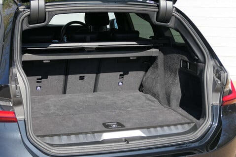 BMW 3 Series M SPORT AUTO 18