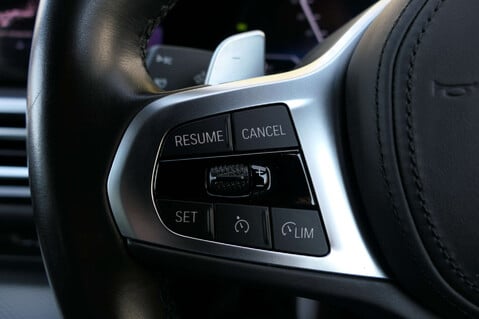 BMW 3 Series M SPORT AUTO 27