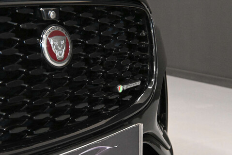 Jaguar F-Pace 2.0 F-PACE R-Dynamic HSE PHEV AWD Auto 4WD 5dr 20