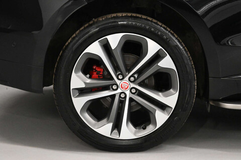 Jaguar F-Pace 2.0 F-PACE R-Dynamic HSE PHEV AWD Auto 4WD 5dr 34
