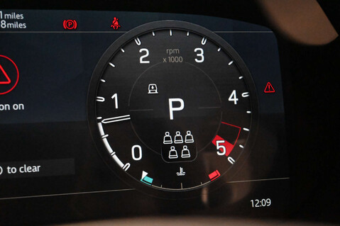 Land Rover Defender 3.0 Defender HSE D MHEV Auto 4WD 5dr 49