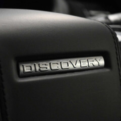Land Rover Discovery 3.0 Discovery R-Dynamic HSE D MHEV Auto 4WD 5dr 1