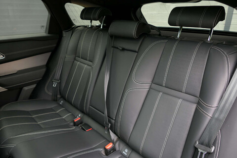 Land Rover Range Rover Velar 2.0 Range Rover Velar R-Dynamic HSE Auto 4WD 5dr 6
