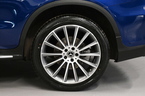 Mercedes-Benz GLC 2.0 GLC 220 D 4Matic AMG Line Premium Auto 4WD 5dr 39