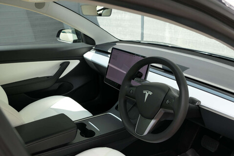 Tesla Model 3 Model 3 Long Range AWD 4WD 4dr 4