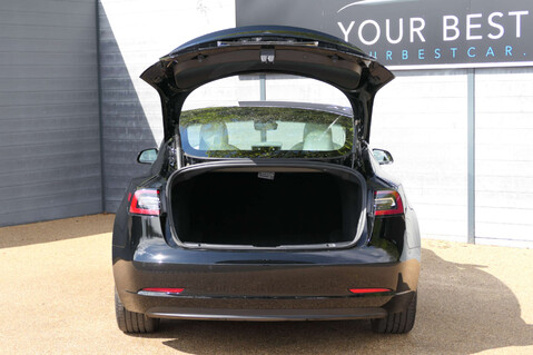 Tesla Model 3 Model 3 Long Range AWD 4WD 4dr 17
