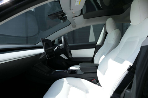 Tesla Model 3 Model 3 Long Range AWD 4WD 4dr 34