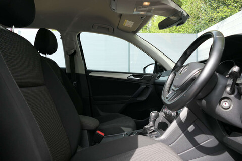 Volkswagen Tiguan 2.0 TDI BlueMotion Tech S SUV 5dr Diesel DSG 4Motion Euro 6 (s/s) (150 ps) 18