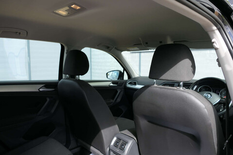 Volkswagen Tiguan 2.0 TDI BlueMotion Tech S SUV 5dr Diesel DSG 4Motion Euro 6 (s/s) (150 ps) 26