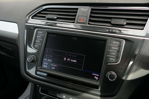 Volkswagen Tiguan 2.0 TDI BlueMotion Tech S SUV 5dr Diesel DSG 4Motion Euro 6 (s/s) (150 ps) 35