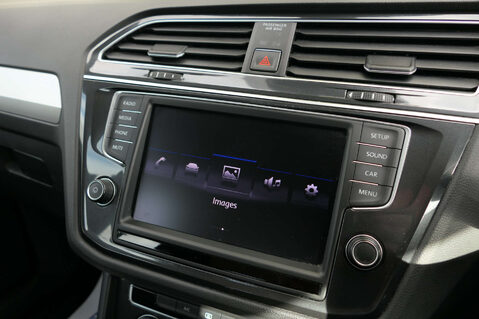 Volkswagen Tiguan 2.0 TDI BlueMotion Tech S SUV 5dr Diesel DSG 4Motion Euro 6 (s/s) (150 ps) 37