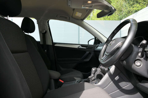 Volkswagen Tiguan 2.0 TDI BlueMotion Tech S SUV 5dr Diesel DSG 4Motion Euro 6 (s/s) (150 ps) 18