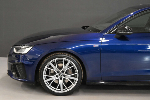 Audi A4 2.0 A4 Vorsprung 40 TDI MHEV Q Semi-Auto 4WD 5dr 45