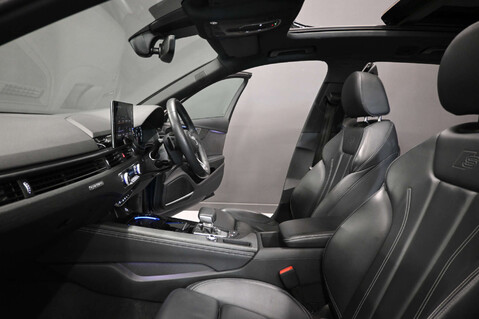 Audi A4 2.0 A4 Vorsprung 40 TDI MHEV Q Semi-Auto 4WD 5dr 7