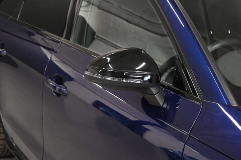 Audi A4 2.0 A4 Vorsprung 40 TDI MHEV Q Semi-Auto 4WD 5dr 31
