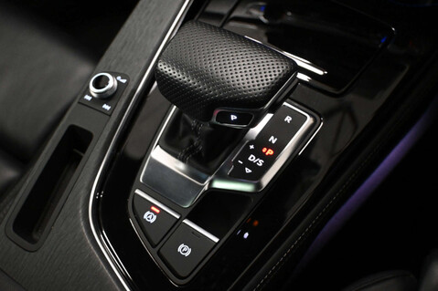 Audi A4 2.0 A4 Vorsprung 40 TDI MHEV Q Semi-Auto 4WD 5dr 46