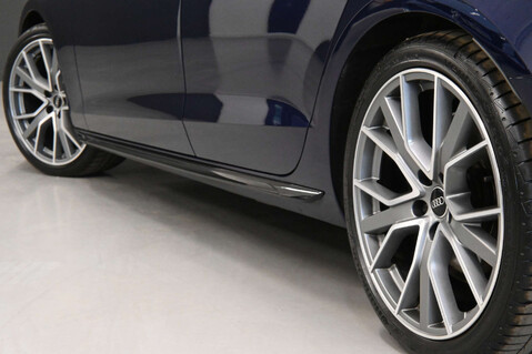 Audi A4 2.0 A4 Vorsprung 40 TDI MHEV Q Semi-Auto 4WD 5dr 57