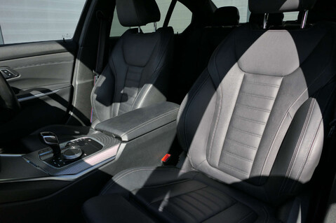 BMW 3 Series 3.0 M340D xDrive MHEV Auto 4WD 4dr 5