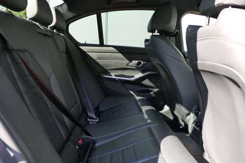 BMW 3 Series 3.0 M340D xDrive MHEV Auto 4WD 4dr 36